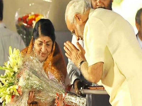 PM Modi with Lata Mangeshkar. 
