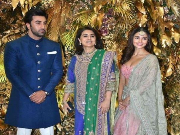 Ranbir Kapoor, Neetu Kapoor, Alia Bhatt (Image source: Instagram)