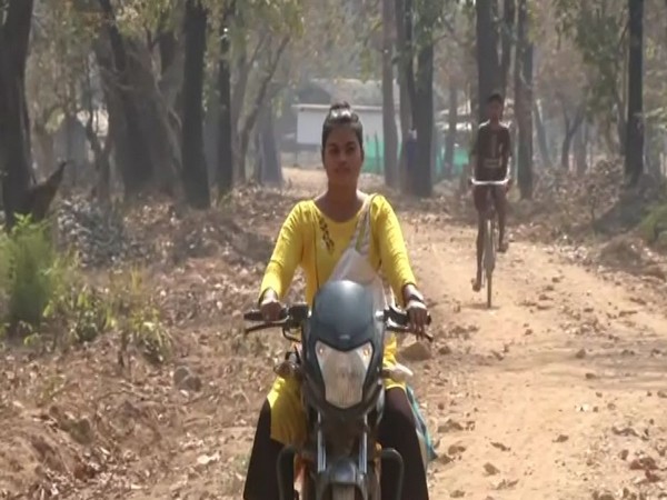 Bhagyashree Lekami, 21-year-old sarpanch of Koti village located in Gadchiroli district of Maharashtra. [Photo/ANI]