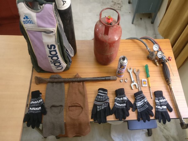 Seized items from the gang members accused of ATM robbery. Photo/ANI