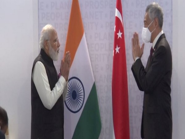 Prime Minister Narendra Modi meeting Singapore Prime Minister Lee Hsien Loong