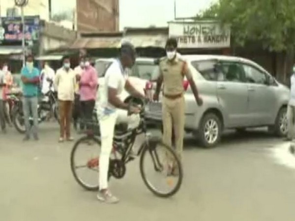 70-year-old Hyderabad man cycles his way to help people in need amid COVID pandemic