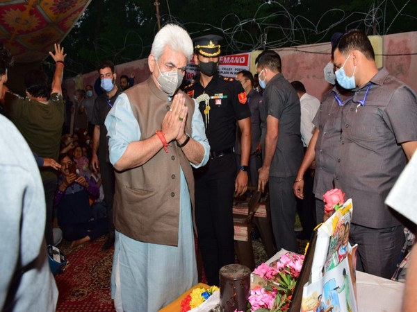 J-K LG Manoj Sinha offer his condolences on death of Kashmiri Pandit Rahul Bhat at protest site in Budgam  