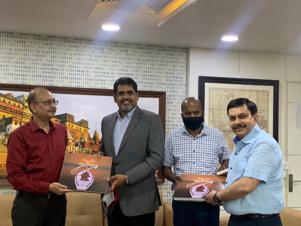 National Mission for Clean Ganga Director General Rajiv Ranjan Mishra recieves donation for clean ganga project 