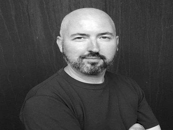 British writer Douglas Stuart