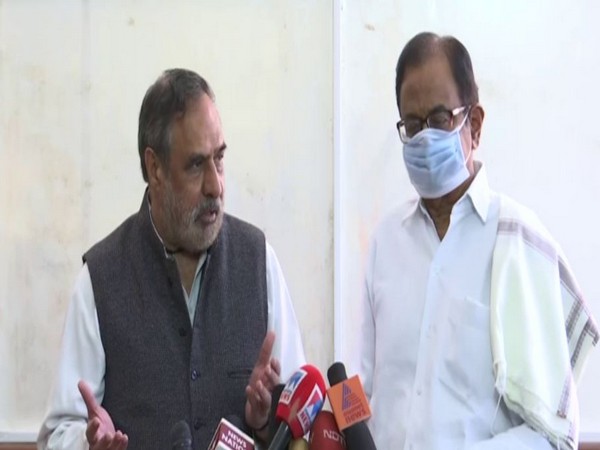 Congress leader Anand Sharma and  P. Chidambaram