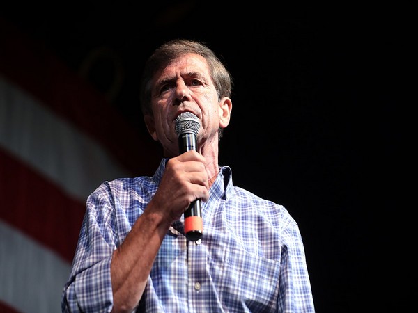 Former Democratic Congressman and retired Navy Admiral Joe Sestak (File photo)
