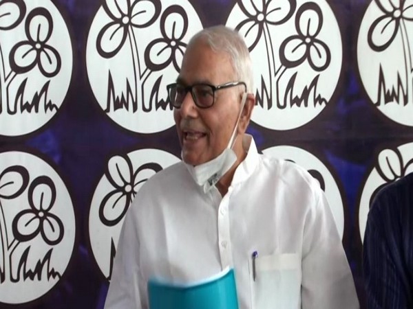 TMC leader Yashwant Sinha addressing a press conference in New Delhi on Saturday. [Photo/ANI]