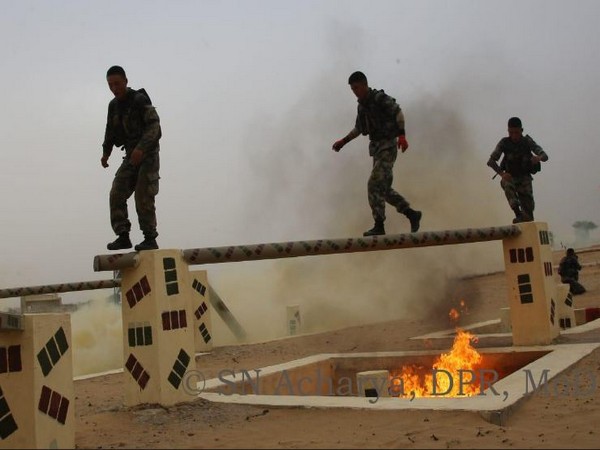 Army officials engaged in International Army Scout Masters competition in Jaisalmer on Wednesday. Photo/ANI