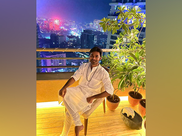 Dhanush (image source: Instagram)