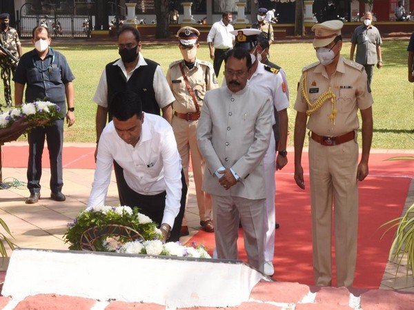Goa CM Pramod Sawant and Governor PS Sreedharan Pillai pay tribute to martyrs of freedom struggle. 