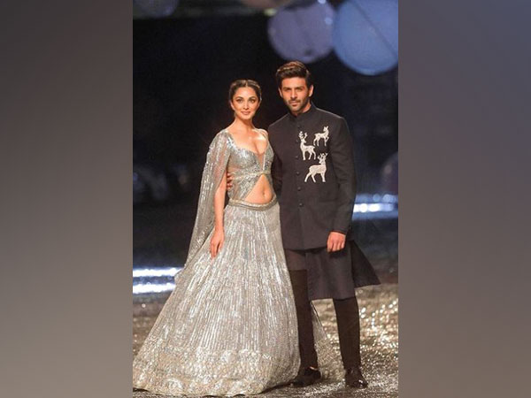 Kartik Aaryan with Kiara Advani (Image source: Instagram)