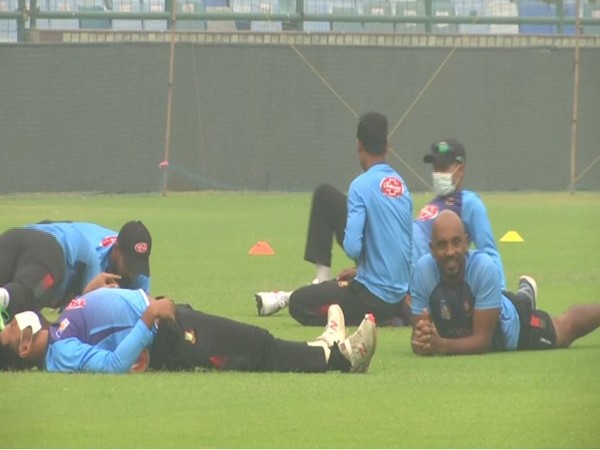 Bangladesh players train at Arun Jaitley Stadium 