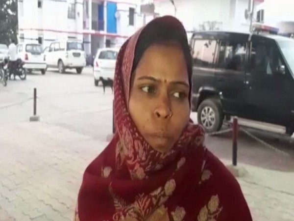 Child's mother Shikha talking to ANI. Photo/ANI