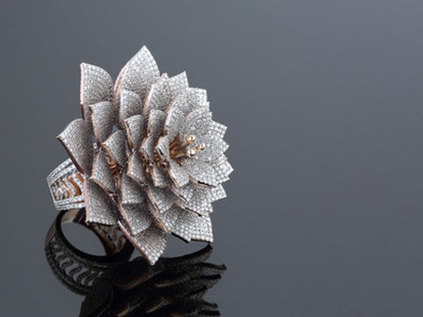 Guinness World Record Ring The Divine - 7801 Brahma Vajra Kamalam