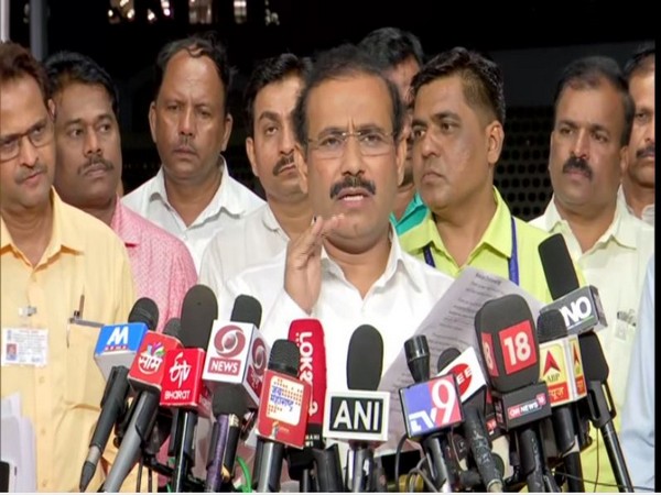 Rajesh Tope, Maharashtra's Health Minister