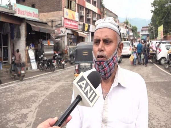Hajji Gulam Rasool Nawazi, a resident of Udhampur speaking to ANI, in Jammu and Kashmir's Udhampur on Wednesday. [Photo/ANI]