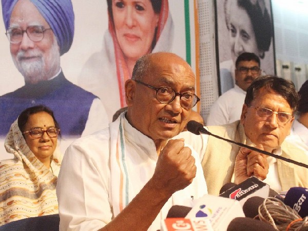 Senior Congress leader Digvijaya Singh (file photo)