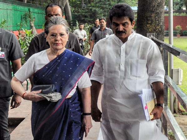 Congress interim president Sonia Gandhi with leader KC Venugopal at party headquarters in New Delhi. (File photo)