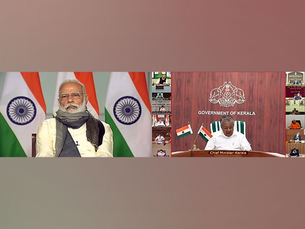 Prime Minister Narendra Modi and Kerala CM Pinarayi Vijayan during a meeting (File photo)