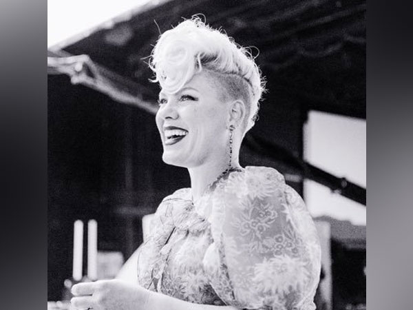 Pink (Image source: Twitter)