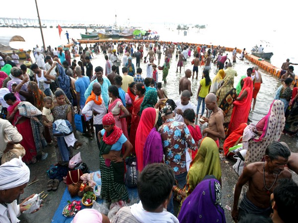 Devotees at the bank of River Ganga (File Photo/ANI)