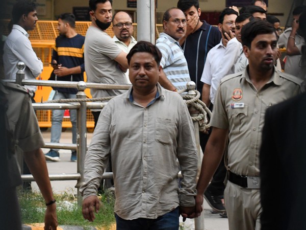 Accused in Jahangirpuri violence being produced before Rohini Court on April 18. (Photo/ANI)