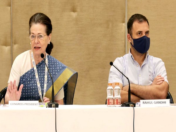 Congress Interim President Sonia Gandhi with party leader Rahul Gandhi (File photo/ANI)