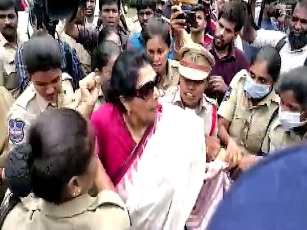 Congress leader Renuka Chowdhury been taken to the police custody (Photo/ANI)