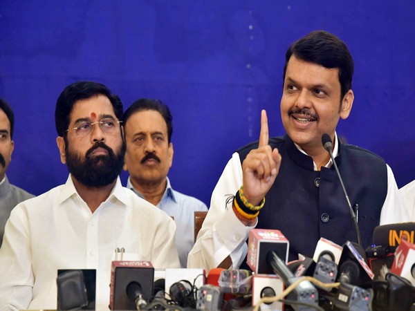 Maharashtra Chief Minister Eknath Shinde (left), Deputy Chief Minister Devendra Fadnavis (right) (Photo:ANI)