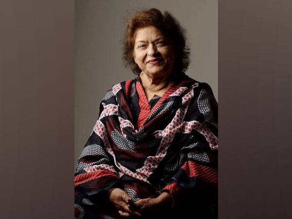 Late choreographer Saroj Khan 