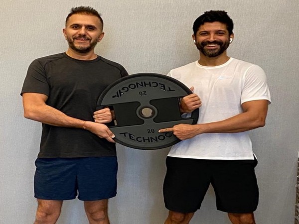 Farhan Akhtar and Ritesh Sidhwani (Image source: Instagram)