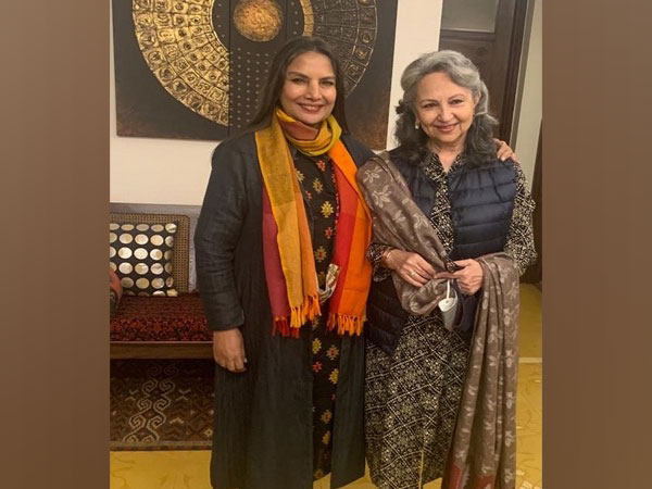 Sharmila Tagore with Shabana Azmi (Image source: Instagram)