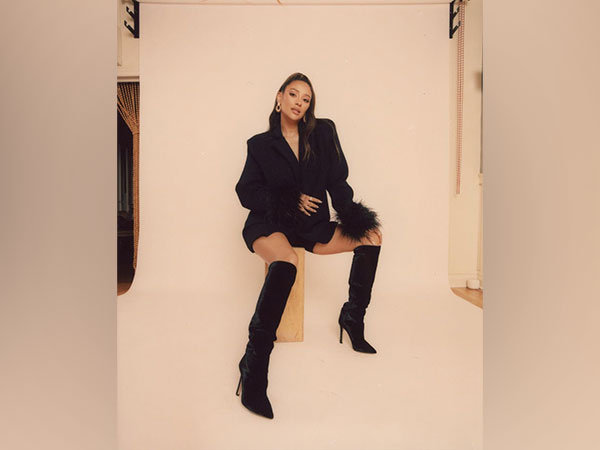 Shay Mitchell (Image Source: Instagram)