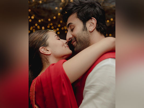 Ranbir Kapoor and Alia Bhatt (Image source: Instagram)