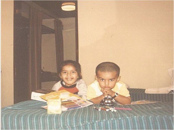 Sonam Kapoor and Arjun Kapoor (Source: Instagram)