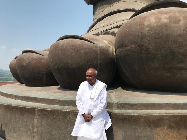 Former Prime Minister HD Deve Gowda visited Statue of Unity in Kevadia on Saturday. Photo/ANI