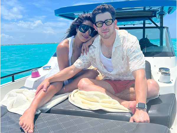 Priyanka Chopra and Nick Jonas (Image Source: Instagram)