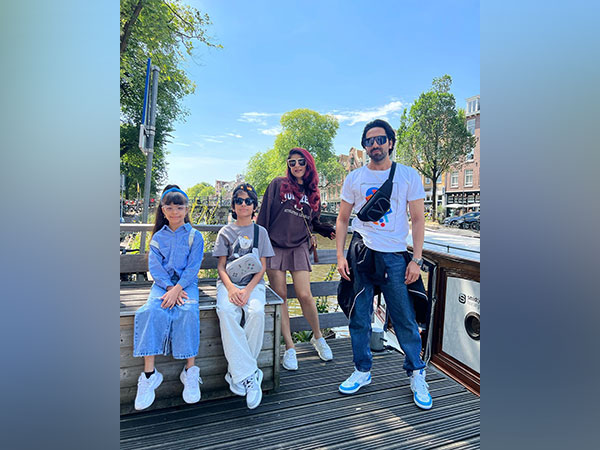 Ayushmann with his wife and children (Image source: Instagram)