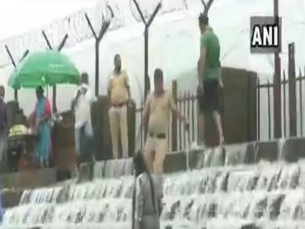Maharashtra: Police deployed at picnic spots to ensure adherence to COVID guidelines amid tourist influx in Lonavla