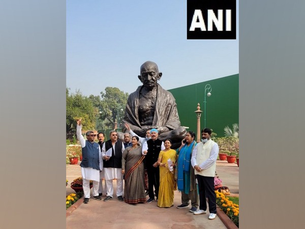 TMC MPs at Gandhi statue in Parliament premises(Photo/ANI) 