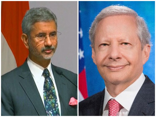 External Affairs Minister Subrahmanyam Jaishankar (L) and the US Ambassador to India Kenneth Juster (R)