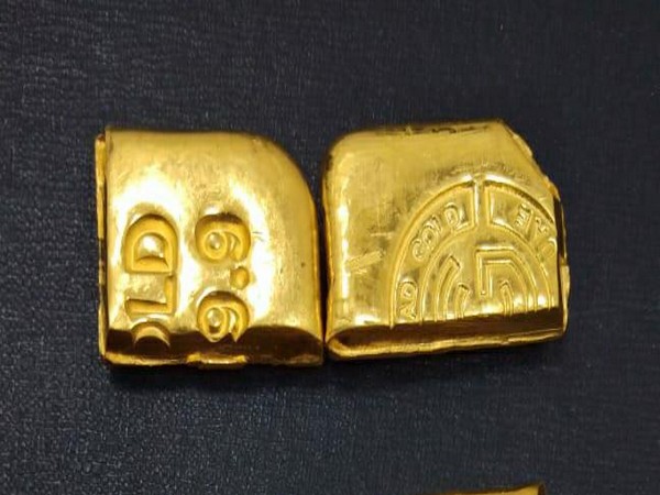 The gold seized by customs at Hyderabad's Rajiv Gandhi International Airport. Photo/ANI