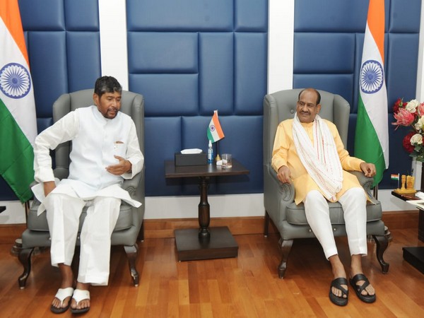 Union Minister Pashupati Kumar Paras (L), Lok Sabha Speaker Om Birla (R) (Photo/ANI)