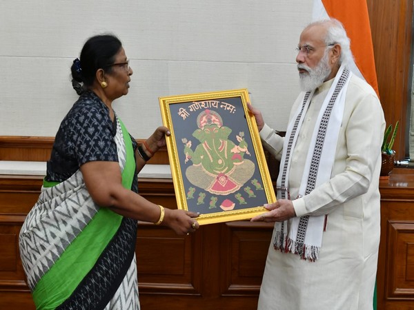 Bihar Dy CM Renu Devi pays courtesy visit to PM Modi
