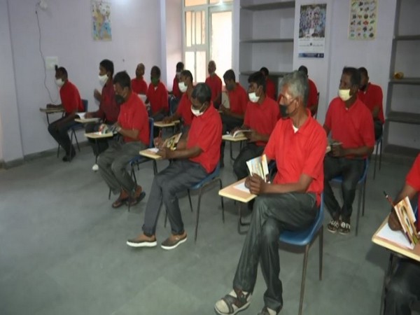 Beggars receiving classes during the 'beggar-free' Rajasthan campaign in Jaipur. [Photo/ANI]