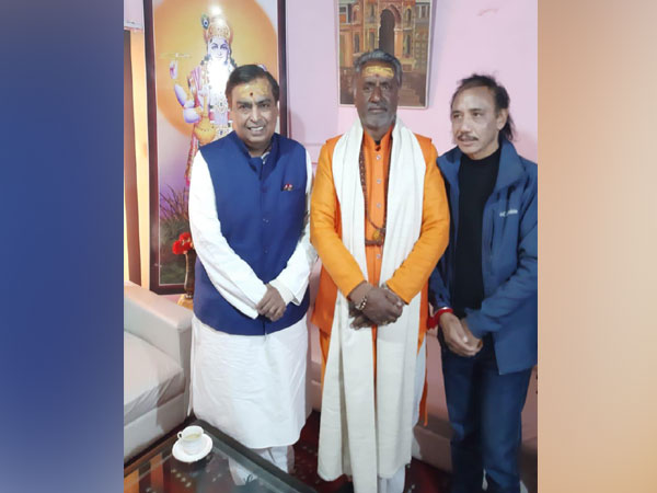 Mukesh Ambani visited Badrinath temple on Saturday morning to offer his prayers. Photo/ANI