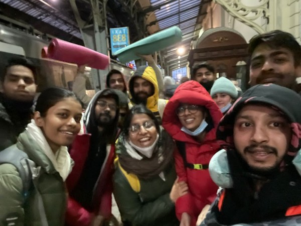 Art of Living volunteers in Ukraine help Indian students evacuate 