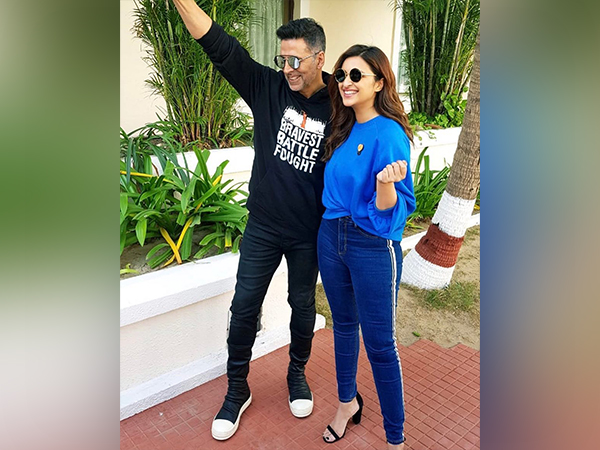 Parineeti Chopra with Akshay Kumar (Image source: Instagram)