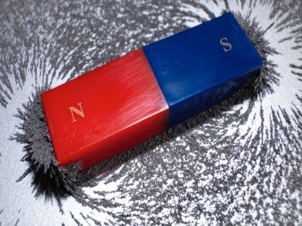 Scientists achieve atomic scale manipulation of magnets